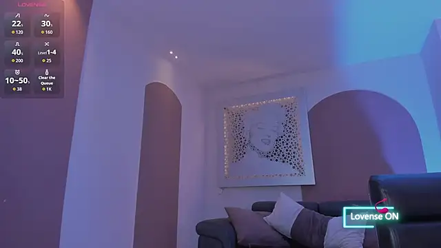 MaddisonLowe online show from February 11, 2026, 8:52 pm