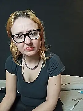 Sexy-Milf-Big online show from December 4, 2024, 7:50 pm
