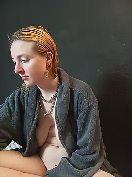 Sexy-Milf-Big online show from December 17, 2024, 10:11 pm