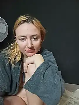 Sexy-Milf-Big online show from December 17, 2024, 1:29 am