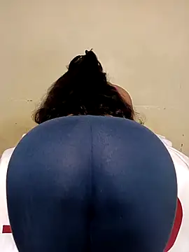 Snapshot of Hot_Bhabi08 chatting on November 15, 2025, 12:47 am Hot Bhabi08 online show from November 15, 2025, 12:47 am