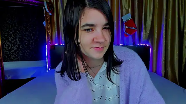  Polly Love  online show from December 22, 2025, 7:08 am