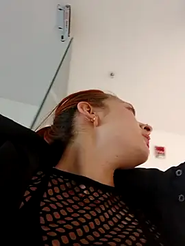 SAMANTHA-16  online show from September 26, 2025, 1:29 pm