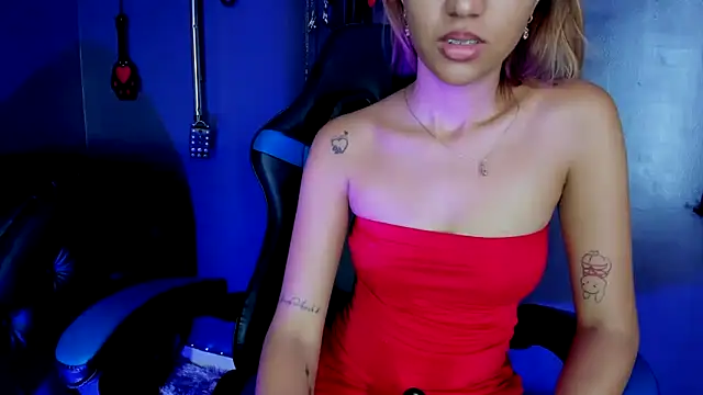 daphneandrade online show from September 9, 2025, 3:05 am