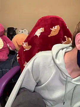 KEI 96 online show from December 11, 2024, 1:17 pm