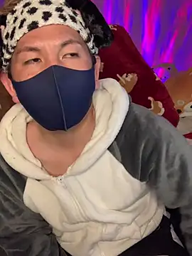 KEI 96 online show from December 8, 2024, 1:47 pm