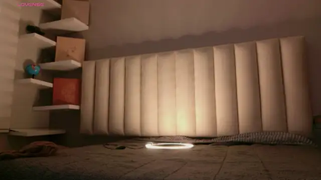 Megan mooree  online show from April 8, 2026, 12:50 pm