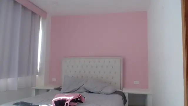 Gabycutee online show from January 5, 2026, 7:28 pm