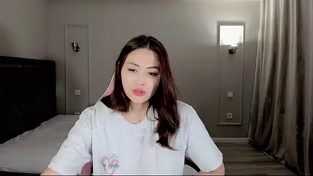 oxxx me online show from November 29, 2025, 11:32 am