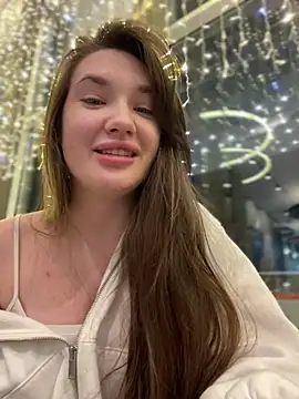 Snapshot of Holly_Molii chatting on January 10, 2025, 11:00 am Holly Molii online show from January 10, 2025, 11:00 am