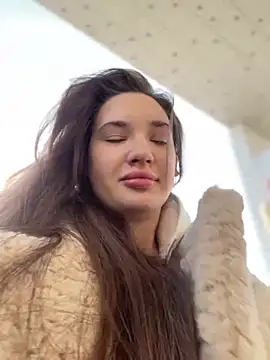 Snapshot of Holly_Molii chatting on January 10, 2025, 4:54 am Holly Molii online show from January 10, 2025, 4:54 am