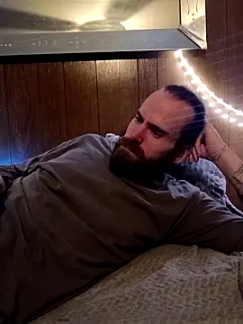 RobStrokes215 online show from February 13, 2025, 3:29 am