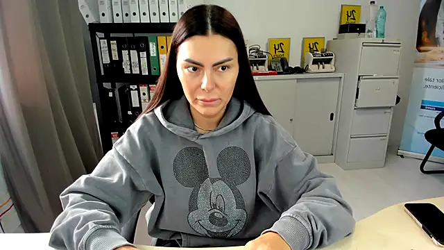 kilenyapatrice online show from October 14, 2025, 10:16 am