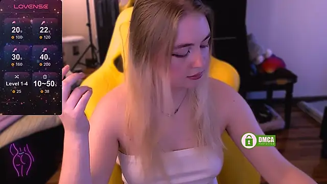 Snapshot of EvaAndLilith chatting on November 23, 2025, 10:47 am EvaAndLilith online show from November 23, 2025, 10:47 am