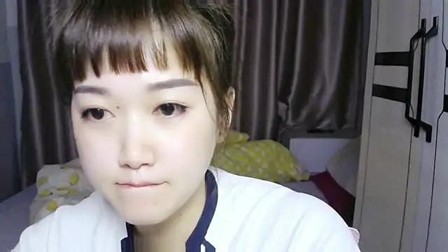 Snapshot of YST77 chatting on March 12, 2025, 7:46 am YST77 online show from March 12, 2025, 7:46 am