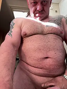 JakubW79 online show from April 14, 2026, 2:55 pm