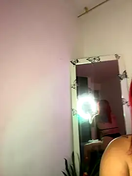 EmmaHot online show from October 19, 2025, 1:25 pm