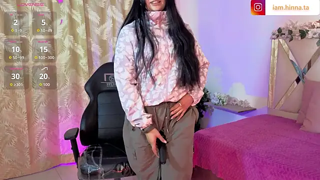 hina tay online show from March 19, 2026, 3:50 am