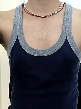 Snapshot of hotboy22 chatting on September 21, 2025, 8:52 am hotboy22 online show from September 21, 2025, 8:52 am