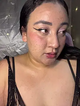 alexxaa96 online show from November 13, 2025, 3:54 am