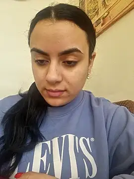 Snapshot of ElyzaIbarra chatting on March 20, 2025, 6:19 am ElyzaIbarra online show from March 20, 2025, 6:19 am