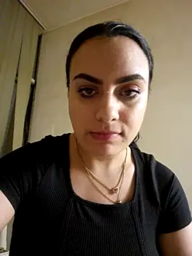 Snapshot of ElyzaIbarra chatting on March 15, 2025, 7:05 pm ElyzaIbarra online show from March 15, 2025, 7:05 pm