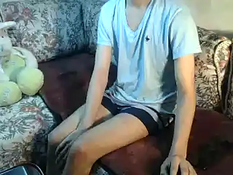 anwarlovemaroc online show from March 14, 2025, 7:15 am