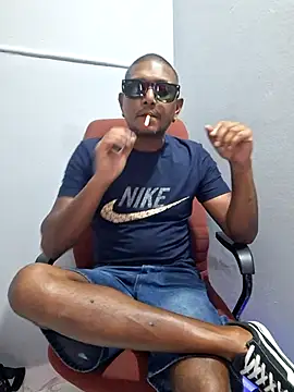 dmancams1874 online show from November 4, 2025, 11:14 am