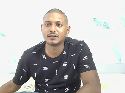 dmancams1874 online show from November 27, 2025, 7:58 pm