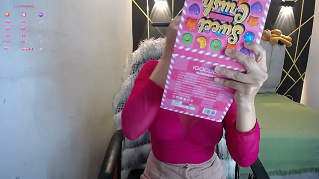 Snapshot of Racy_Angel chatting on March 3, 2025, 11:22 am Racy Angel online show from March 3, 2025, 11:22 am