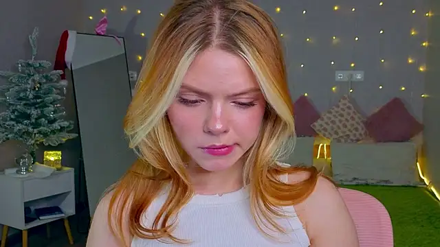 Red  Candy online show from January 13, 2026, 1:04 pm