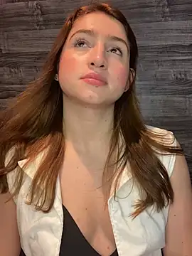 kamel-ayesha online show from February 5, 2025, 1:22 pm