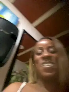Snapshot of BrianaBrownn chatting on September 28, 2025, 12:39 am BrianaBrownn online show from September 28, 2025, 12:39 am
