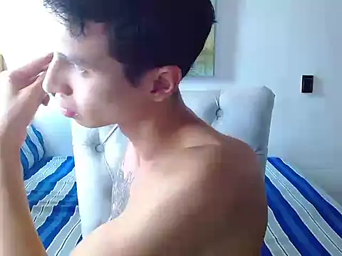 Velk hot online show from April 9, 2026, 1:17 pm