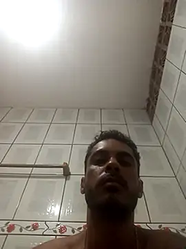 transariano2530 online show from January 15, 2025, 9:41 pm