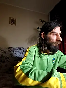 vulpe8400 online show from April 19, 2026, 6:21 pm