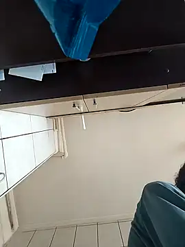 vulpe8400 online show from October 11, 2025, 6:25 am