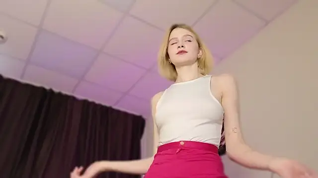 jenny bunny  online show from March 23, 2025, 7:53 am