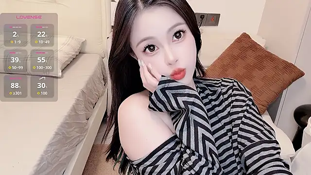 Neyllar online show from September 10, 2025, 4:39 pm