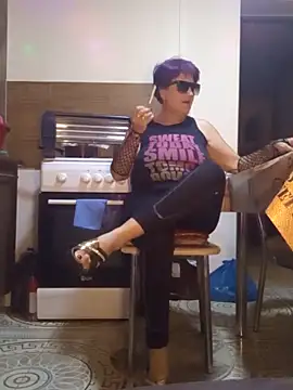 Ely Elenita online show from November 4, 2025, 11:41 pm