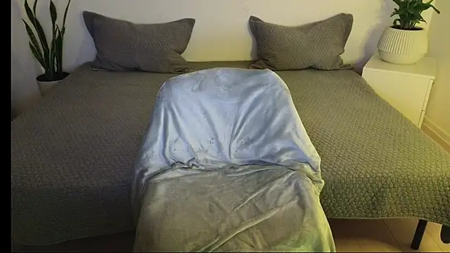 Snapshot of AlisssaRose chatting on March 14, 2025, 10:05 pm AlisssaRose online show from March 14, 2025, 10:05 pm