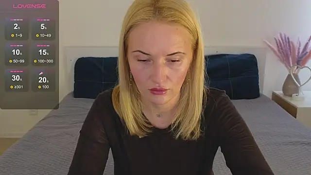 Snapshot of AlisssaRose chatting on January 15, 2025, 9:13 am AlisssaRose online show from January 15, 2025, 9:13 am