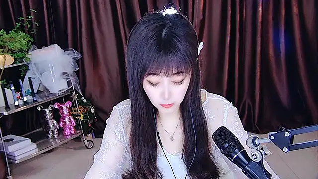 Snapshot of xiaoya666--baby chatting on March 17, 2025, 1:35 am xiaoya666--baby online show from March 17, 2025, 1:35 am