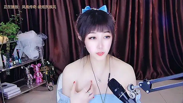 Snapshot of xiaoya666--baby chatting on March 19, 2025, 8:54 pm xiaoya666--baby online show from March 19, 2025, 8:54 pm