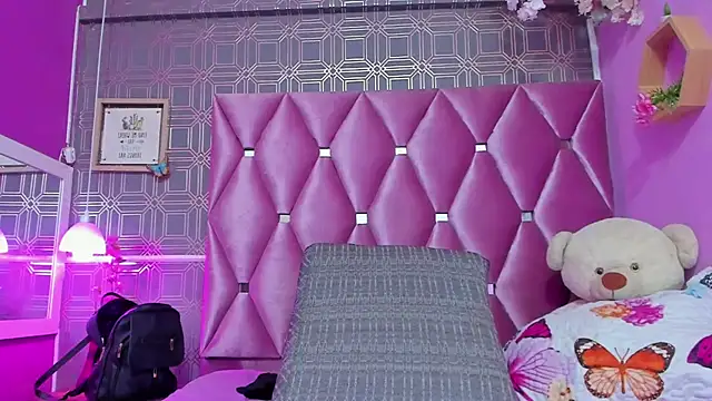 DANNARIOSS online show from December 6, 2024, 2:29 am