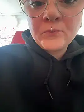 Sweetleeahxx online show from December 5, 2025, 2:48 pm