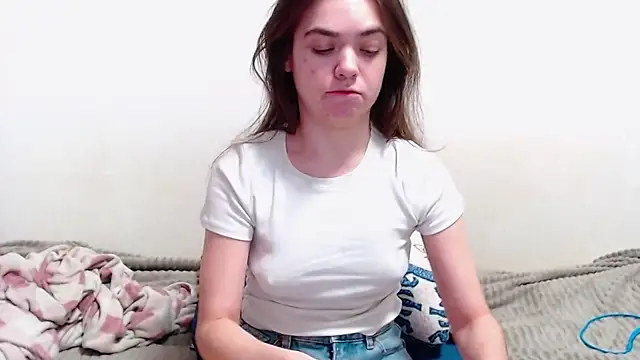 Snapshot of SallyMkn chatting on February 7, 2025, 12:39 pm SallyMkn online show from February 7, 2025, 12:39 pm