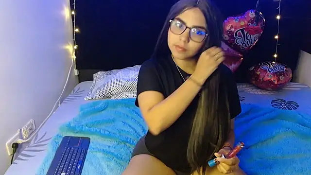 Miapeyton online show from February 19, 2025, 1:28 pm