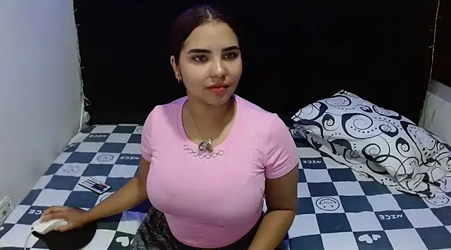 Miapeyton online show from January 13, 2025, 3:26 pm