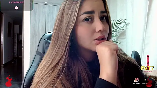 Lucia star   online show from February 7, 2026, 12:40 am